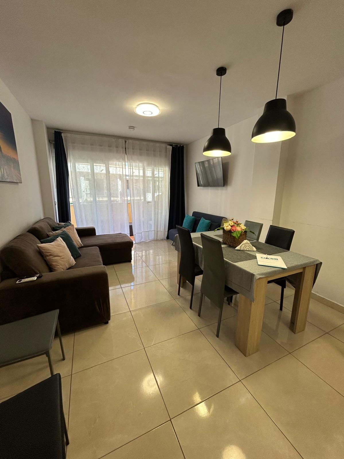 APARTAMENTO CÉNTRICO MUY CERCA DE LA PLAYA