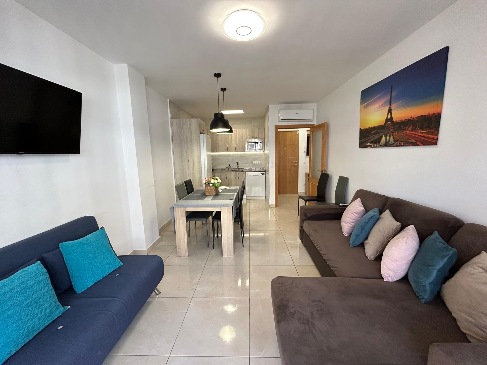 APARTAMENTO CÉNTRICO MUY CERCA DE LA PLAYA