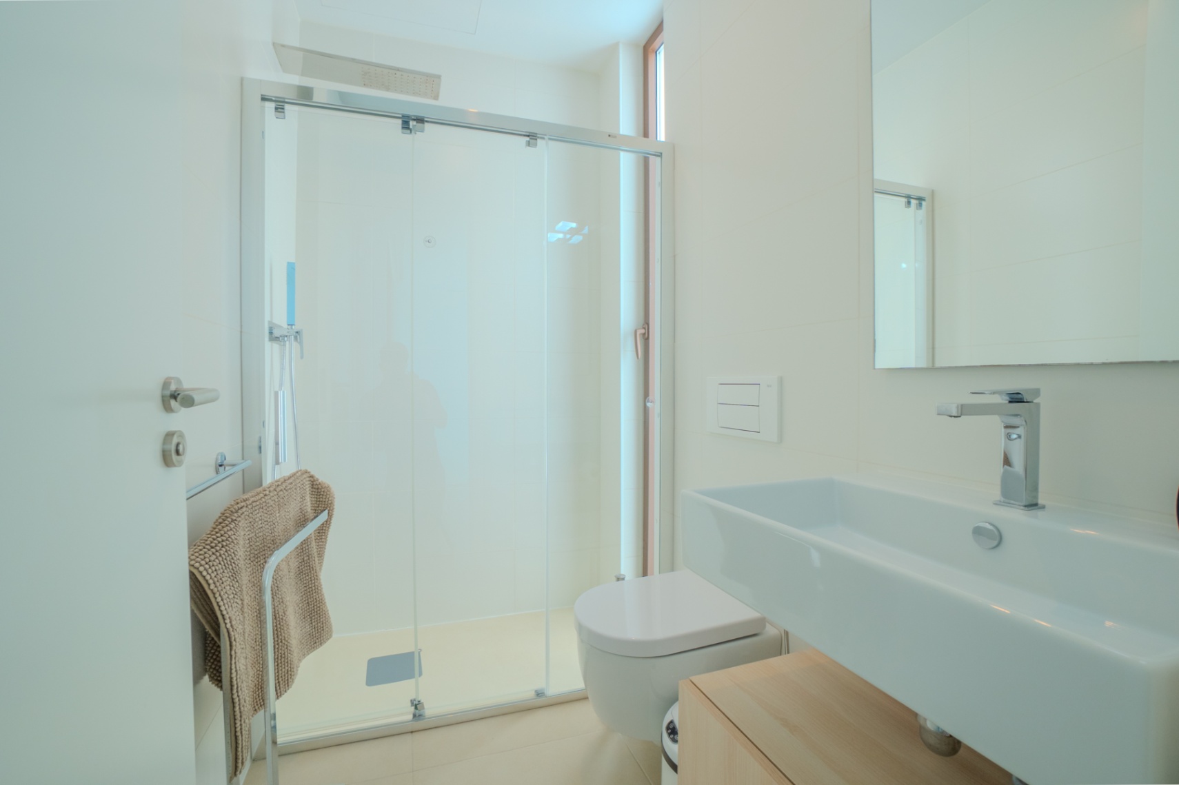 VILLA EXCLUSIVA CON VISTAS AL MAR Y GRAN POTENCIAL EN TEULADA-MORAIRA