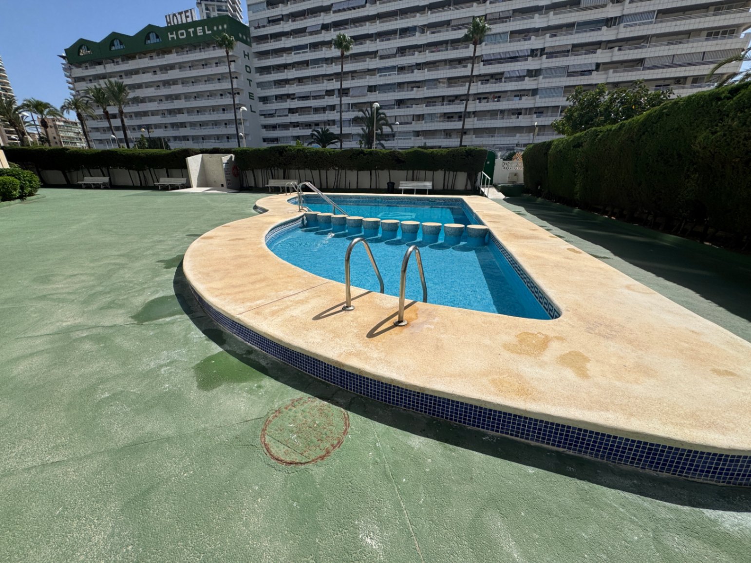 Apartamento con vistas al mar y acceso directo a la Playa de la Fossa
