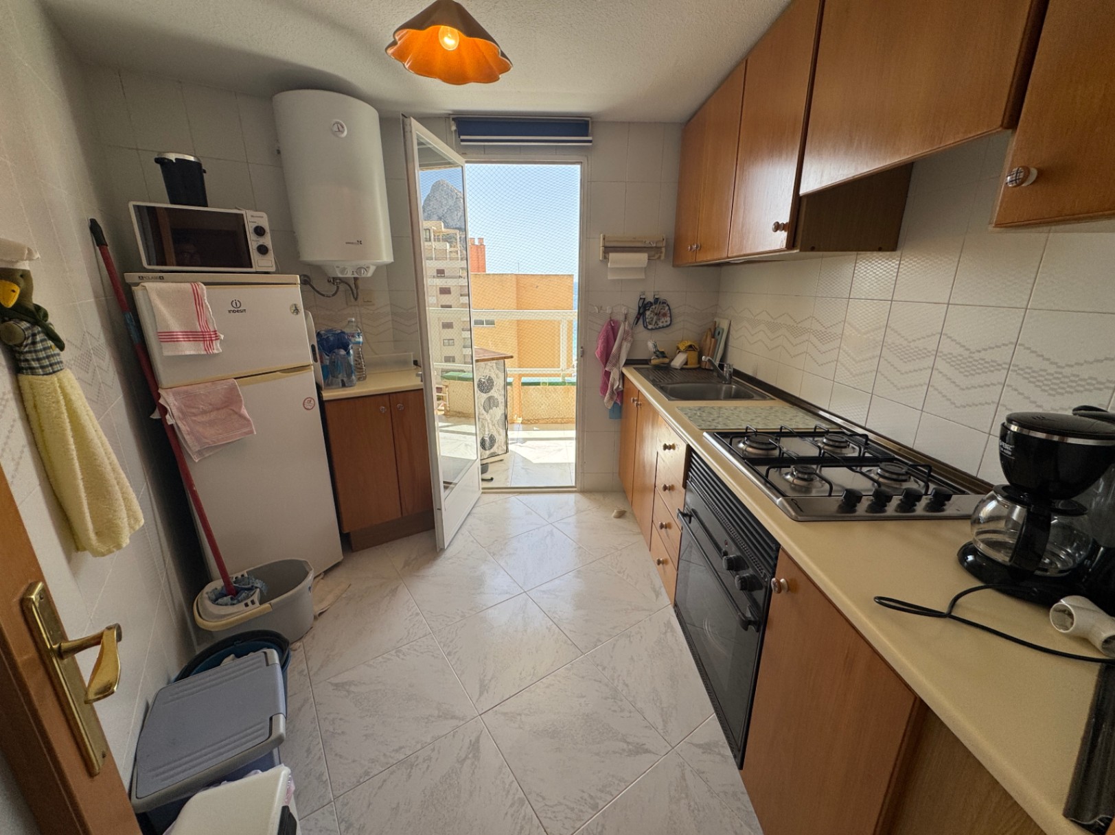 Apartamento con vistas al mar y acceso directo a la Playa de la Fossa