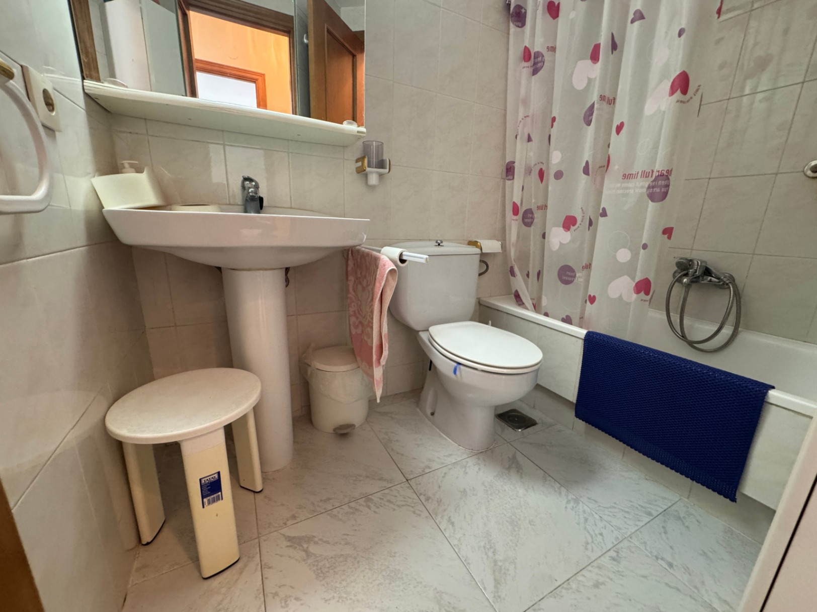 Apartamento con vistas al mar y acceso directo a la Playa de la Fossa