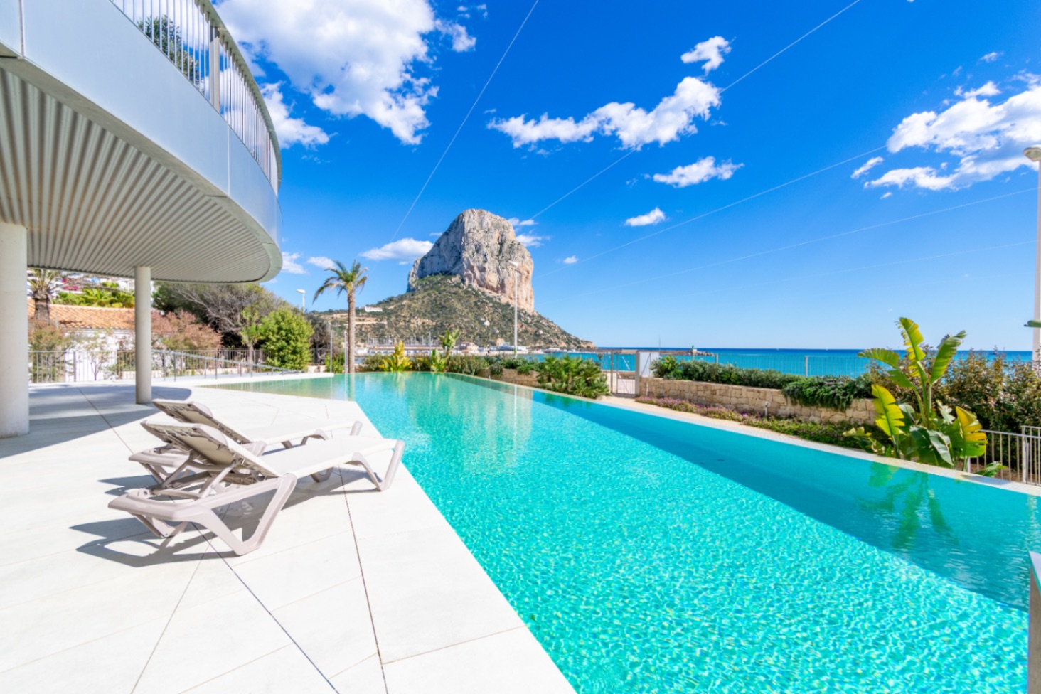 Exclusividad y lujo en primera línea de mar – Última vivienda disponible