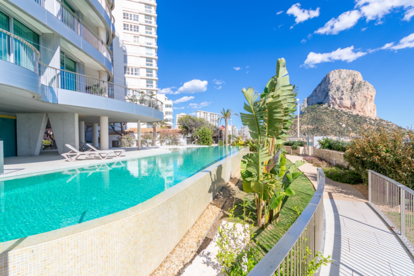 Exclusividad y lujo en primera línea de mar – Última vivienda disponible