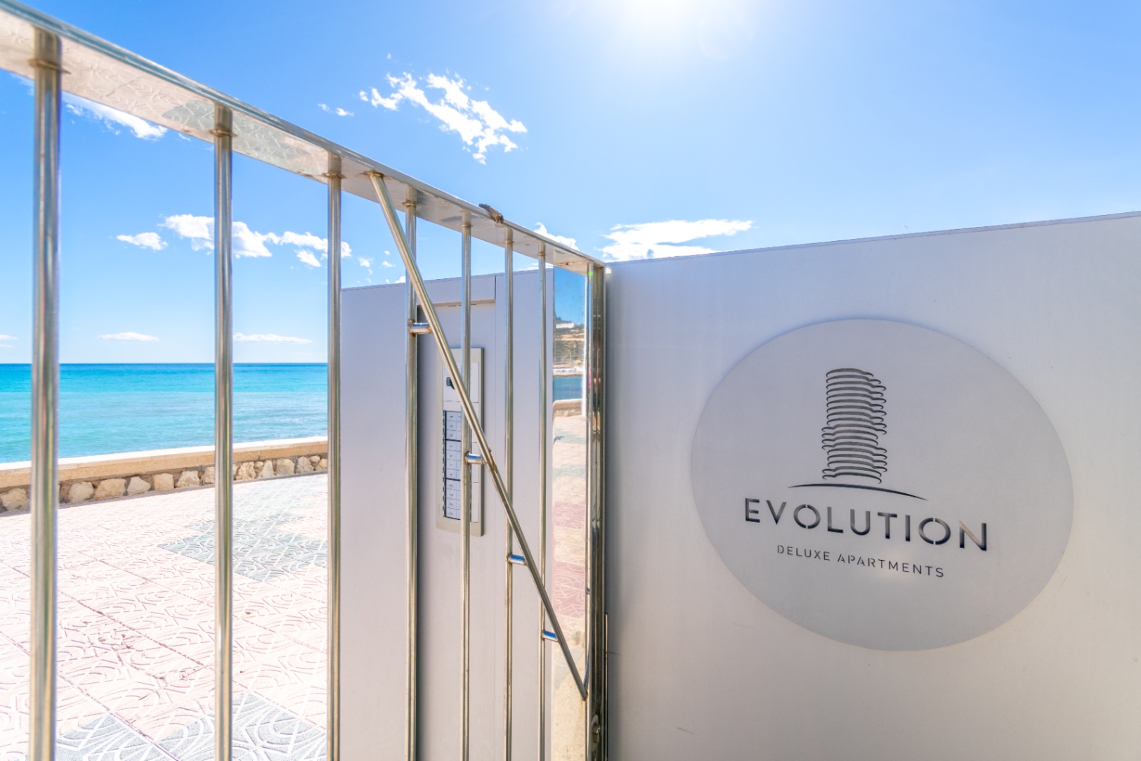 Exclusividad y lujo en primera línea de mar – Última vivienda disponible