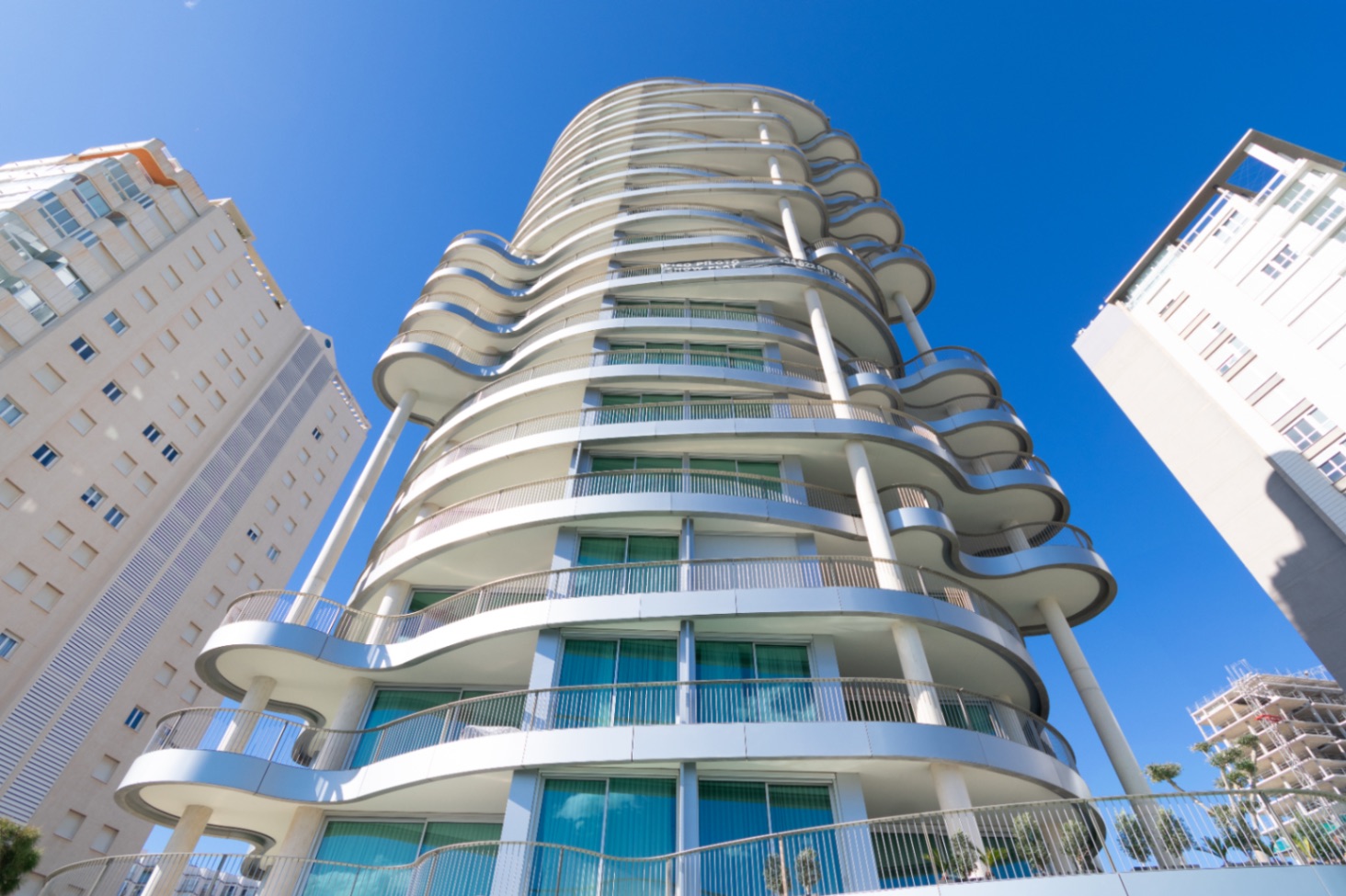 Exclusividad y lujo en primera línea de mar – Última vivienda disponible