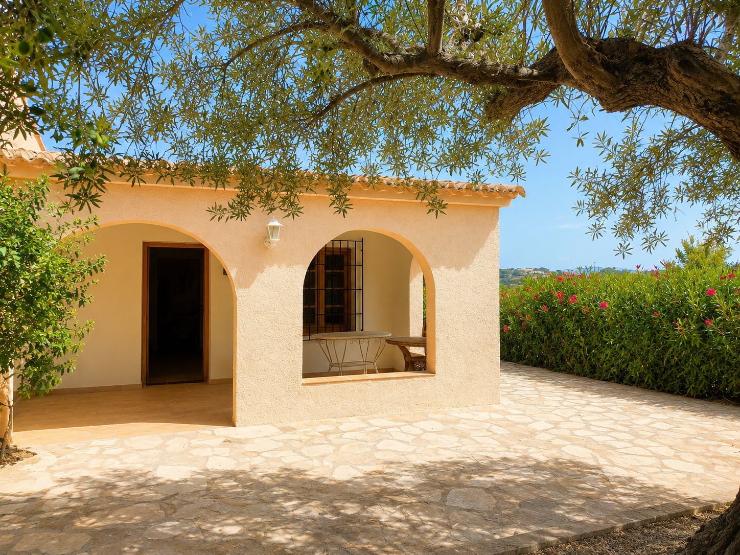Lo más buscado: Finca en Benimarraig (Benissa) con vistas al mar y muchas posibilidades.