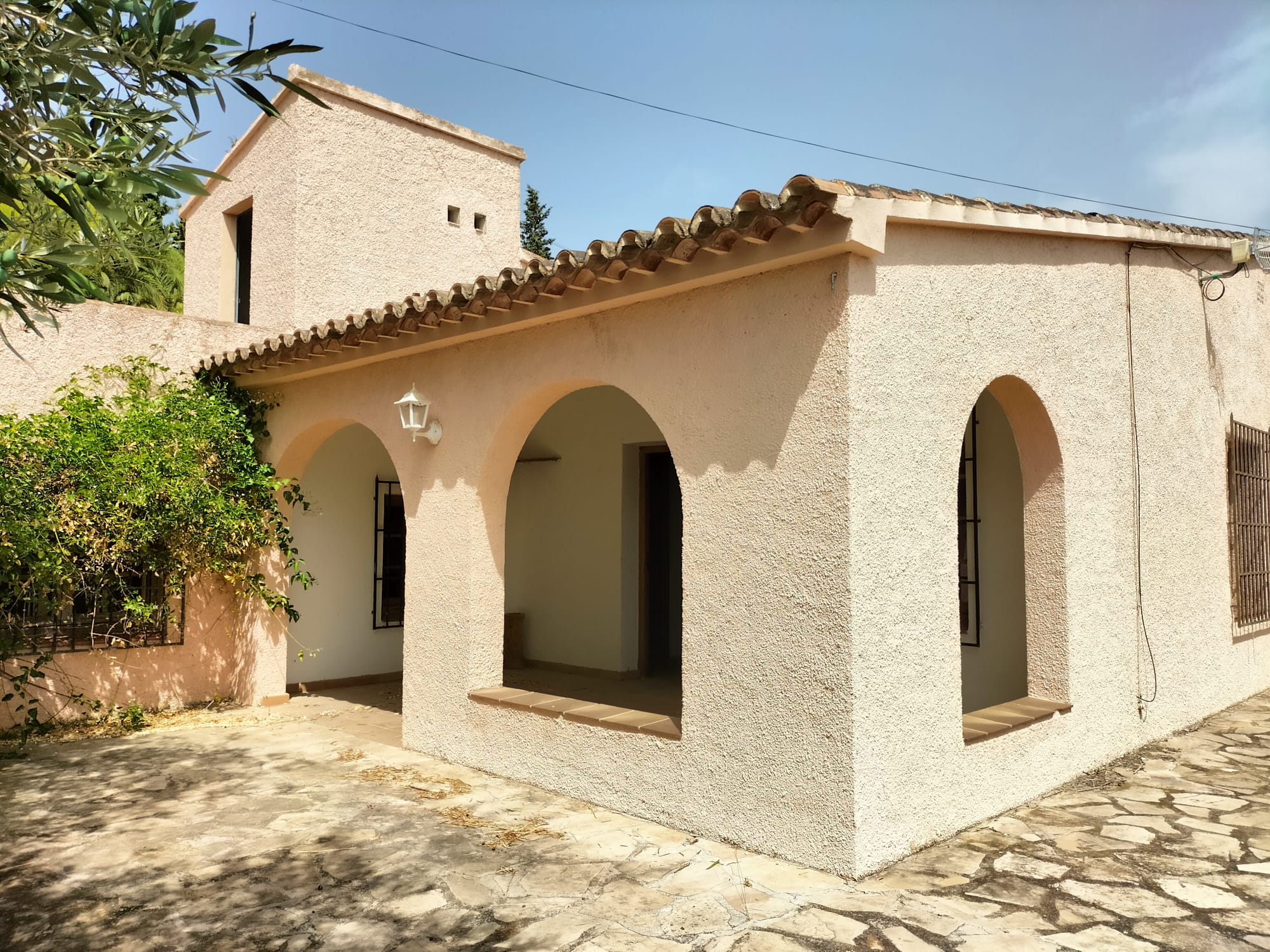 Lo más buscado: Finca en Benimarraig (Benissa) con vistas al mar y muchas posibilidades.