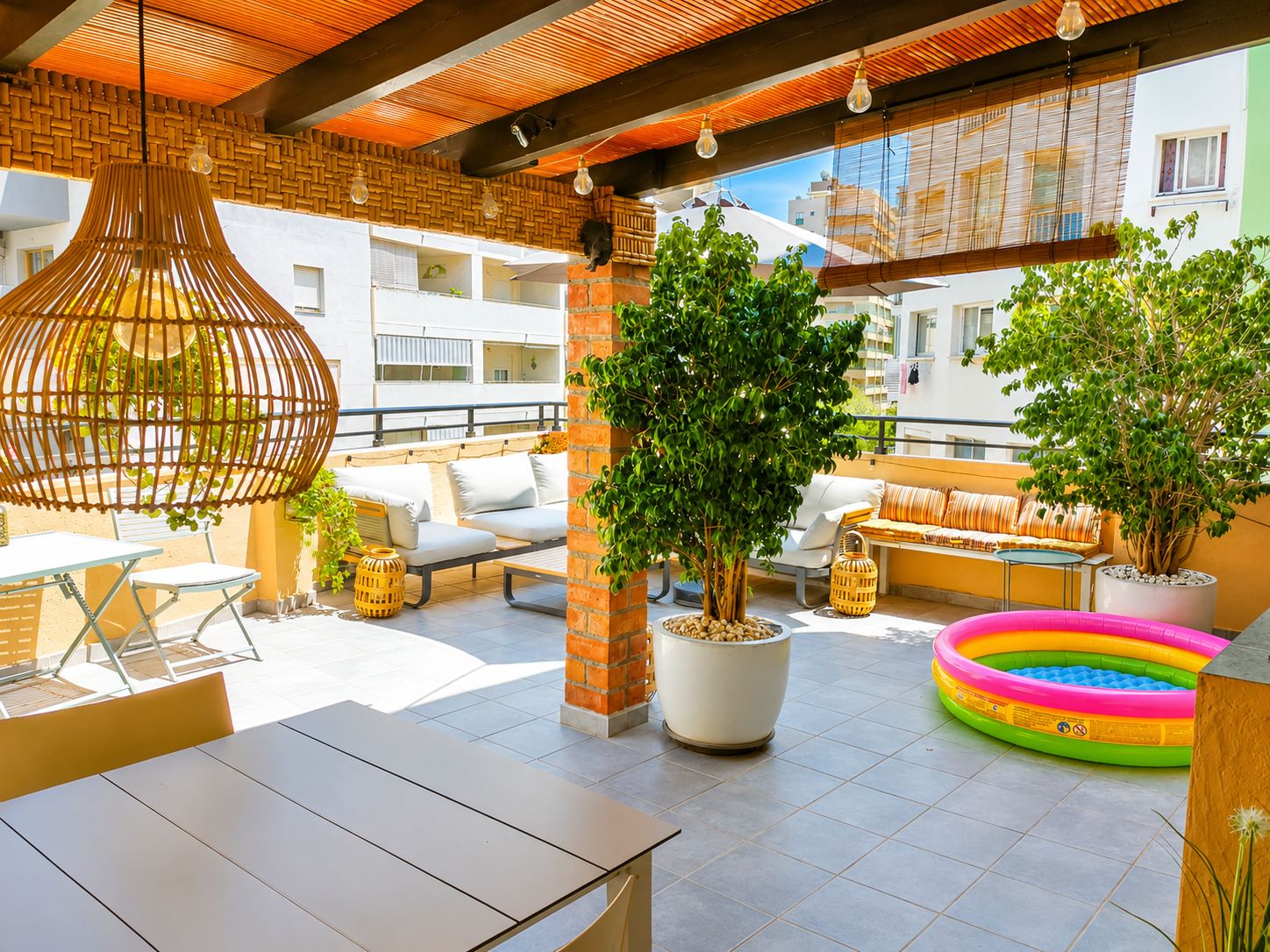 Espacioso y precioso piso para vivir en Calpe con todas las comodidades a un paso de la playa Arenal