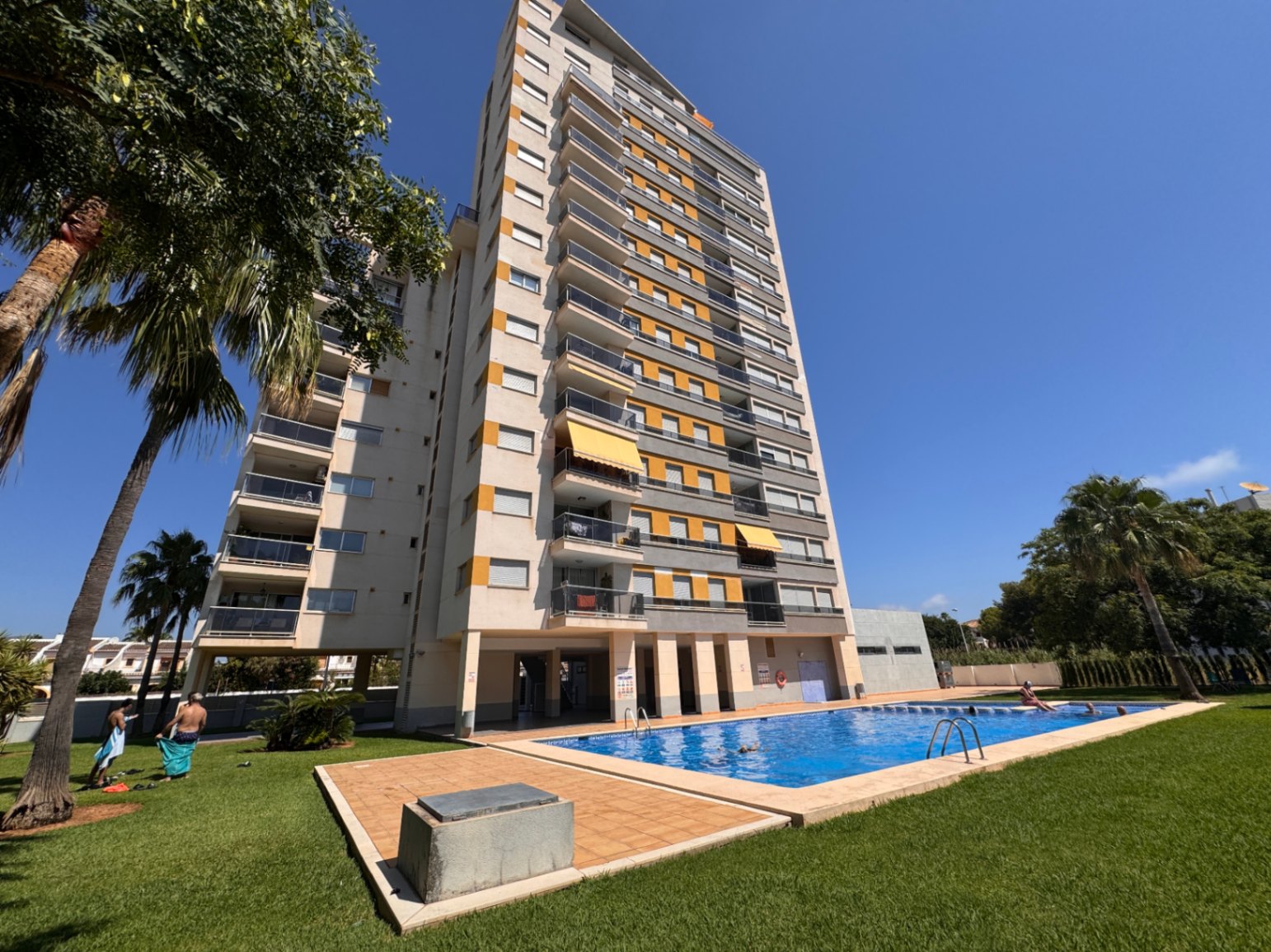 Apartamento con vistas al Peñón de Ifach a pocos pasos de la Playa de La Fossa