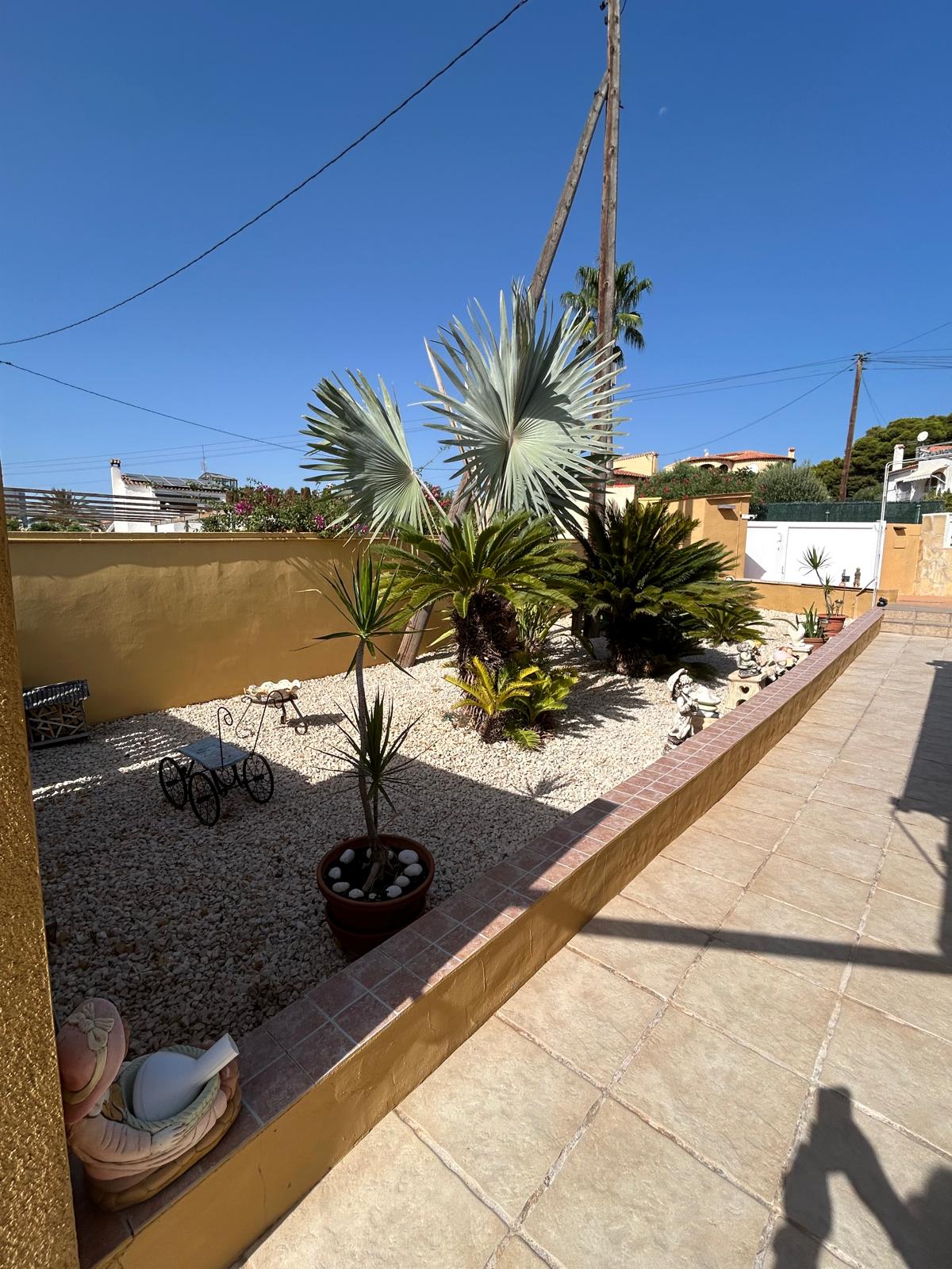 Casa Independiente en Urbanización Ortenbach, Calpe