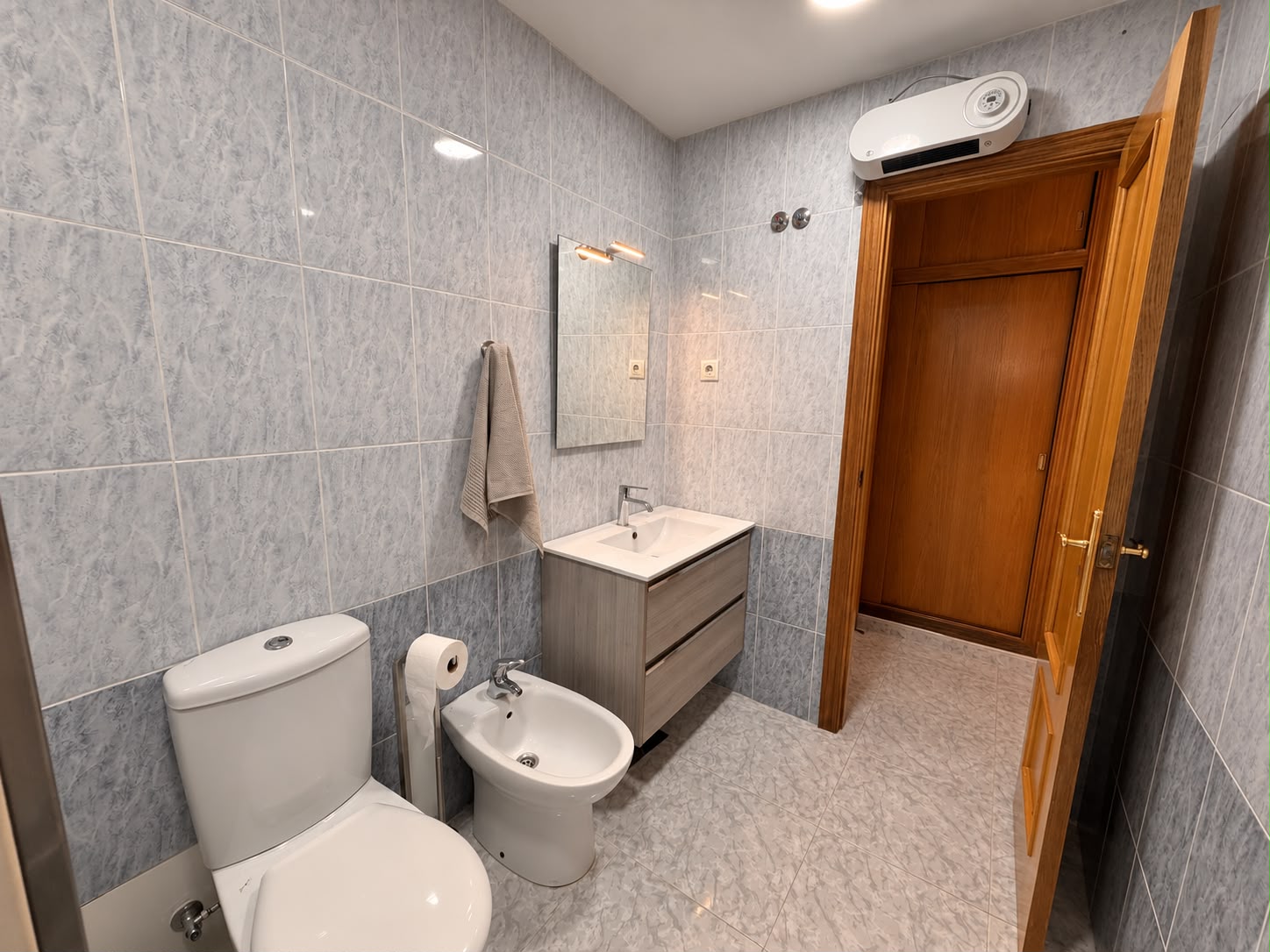 Espacioso piso de 130 m² con terraza y patio en Avda. Masnou (Manzanera-Tosal)