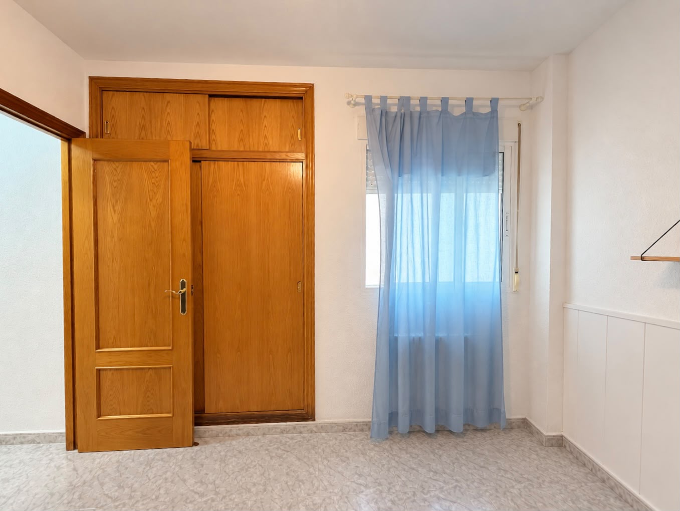 Espacioso piso de 130 m² con terraza y patio en Avda. Masnou (Manzanera-Tosal)