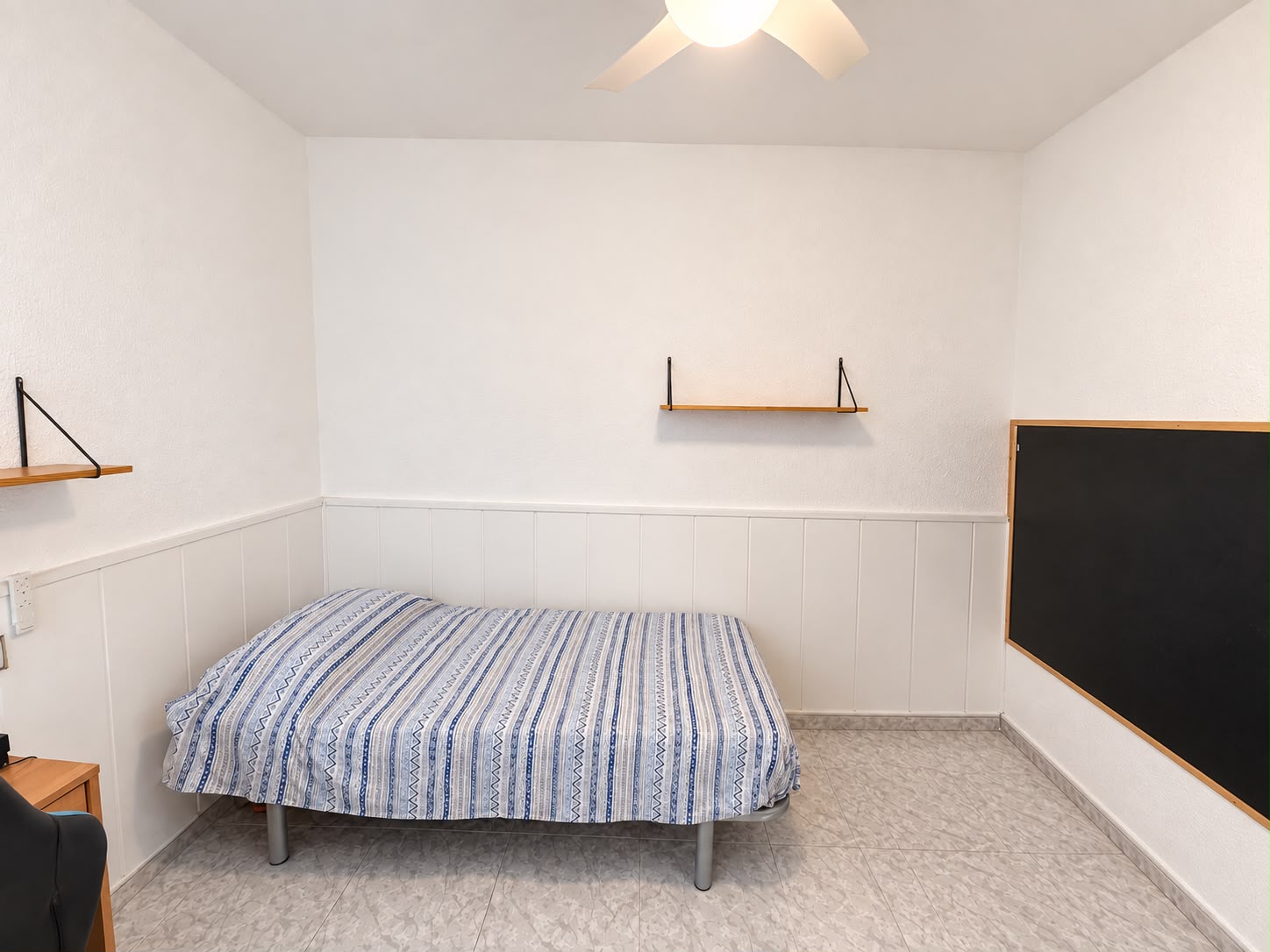 Espacioso piso de 130 m² con terraza y patio en Avda. Masnou (Manzanera-Tosal)