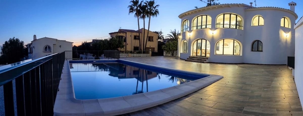 Villa en Venta en Calpe - Urbanizaciones, Calpe, Alicante