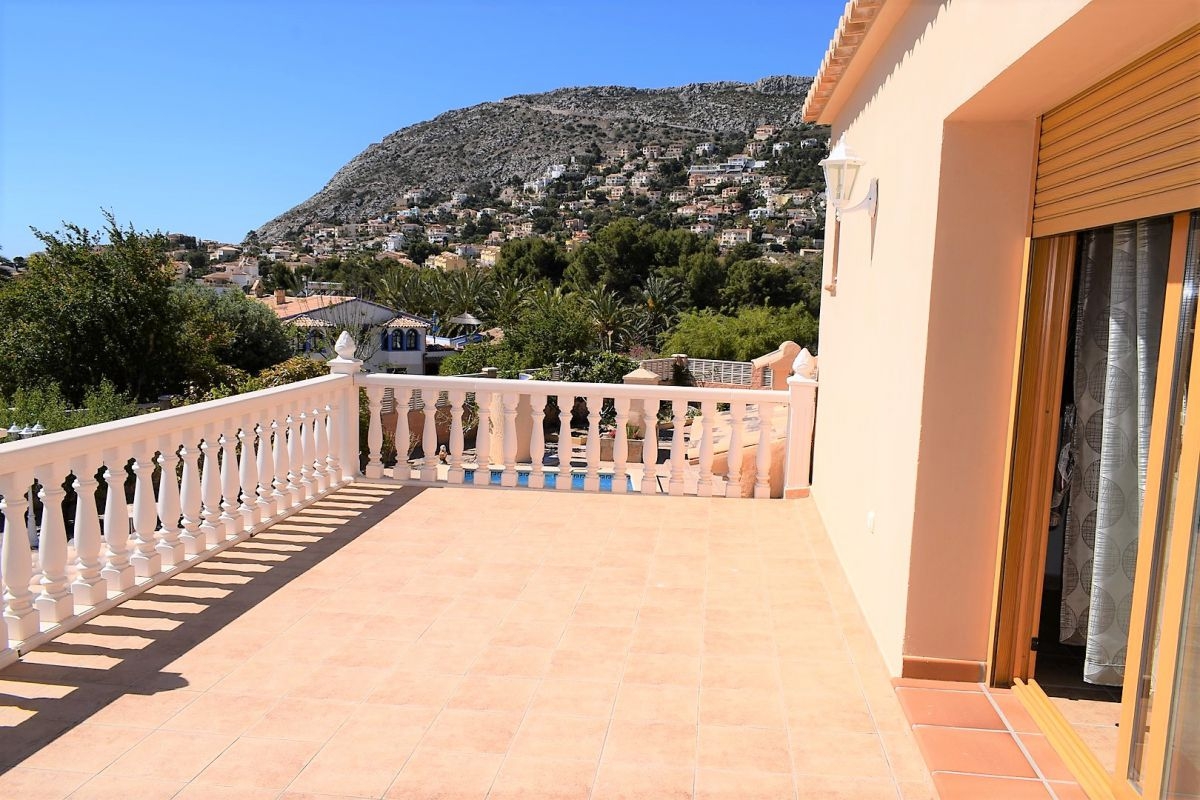 Villa unter Verkauf unter Canuta de Ifach, Calpe, Alicante
