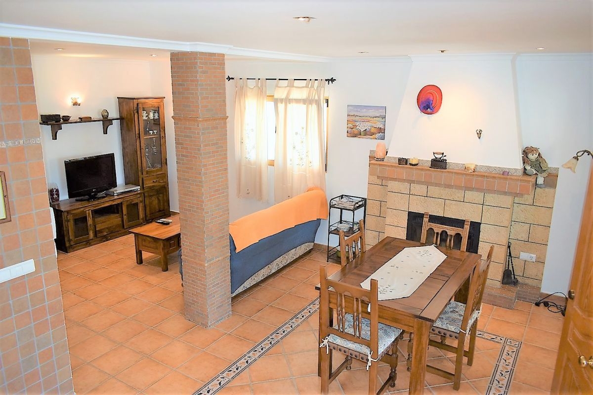 Villa unter Verkauf unter Canuta de Ifach, Calpe, Alicante
